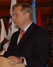 Глава Н.Новгорода Булавинов представит Думе отчет за 2005 год