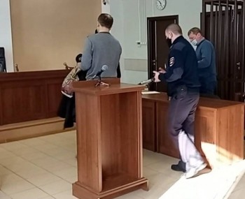 Бывший руководитель офиса "Энергосбыт Плюс" в Кирове осуждён за ущерб компании на 2,5 млн рублей