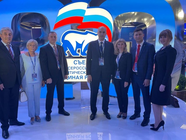 Денис Паслер возглавит региональный список "Единой России" на выборах в сентябре Денис Паслер возглавит региональный список "Единой России" на выборах в сентябре