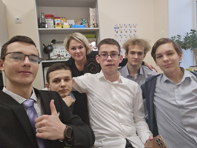 Проект нижегородской школы-интерната № 65 для слабослышащих детей победил во всероссийском конкурсе «Академия Лидерства. Наставники» Проект нижегородской школы-интерната № 65 для слабослышащих детей победил во всероссийском конкурсе «Академия Лидерства. Наставники»