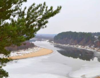 Нижегородские синоптики пока не рекомендуют переобувать автомобили на зимнюю резину