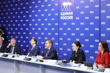 Выполнение народной программы «ЕР» обеспечило местами в школах 1,1 млн учеников по всей стране