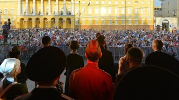 Кастинг исполнителей для участия в концерте &quot;Военные песни у Кремля&quot; стартовал в Нижнем Новгороде