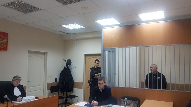 Лидера ОПГ с сыном заключили под стражу в Удмуртии Лидера ОПГ с сыном заключили под стражу в Удмуртии