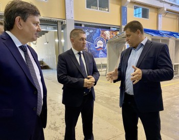 Владимир Доброхотов посетил модернизированные участки ЧЭАЗ