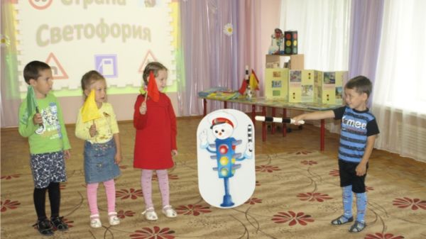 "Важно доводить информацию о профилактике детского дорожного травматизма до каждого родителя", - Алексей Ладыков "Важно доводить информацию о профилактике детского дорожного травматизма до каждого родителя", - Алексей Ладыков
