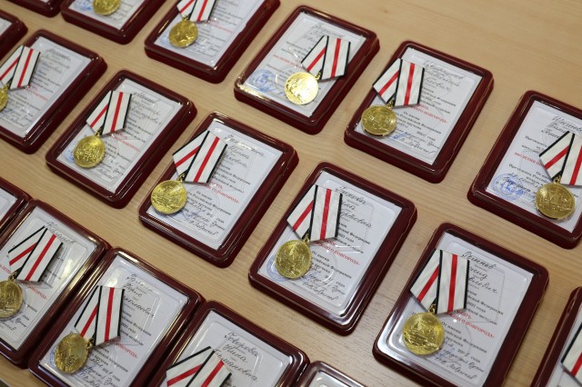 Контрольные органы проведут проверку в связи с продажей медалей "В память 800-летия Нижнего Новгорода"