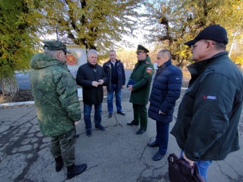 Игорь Паньшин проинспектировал места боевой подготовки мобилизованных в Саратовской области