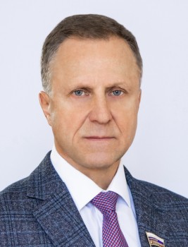 Зампред комитета ЗСНО Андрей Тарасов получил медаль за заслуги перед Отечеством Зампред комитета ЗСНО Андрей Тарасов получил медаль за заслуги перед Отечеством