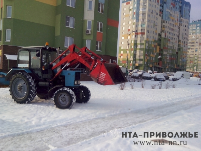 Уборка снега из дворов жилых домов Нижнего Новгорода вызвала нарекания со стороны горадминистрации
