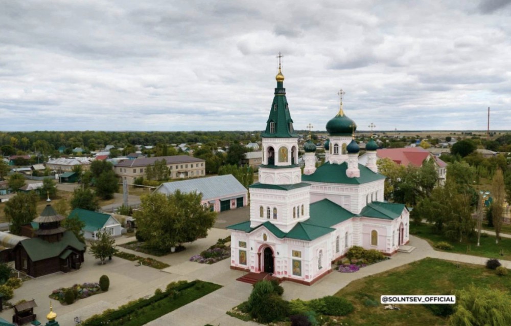 Оренбуржцев поздравили с Днем рождения региона