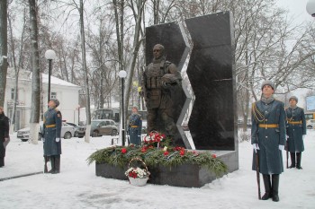 В Чкаловске открыли памятник воинам, погибшим в ходе СВО