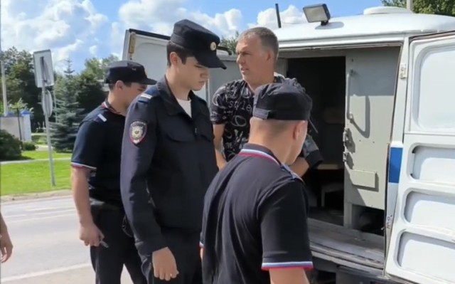 Похитившего детей за мандарины предпринимателя арестовали в Чувашии