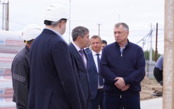 Марат Хуснуллин оценил ход строительства онкоцентра в Перми Марат Хуснуллин оценил ход строительства онкоцентра в Перми
