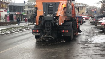 Количество работающей коммунальной техники в Нижнем Новгороде увеличено из-за приближающегося снежного циклона 