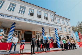 "Ввод нового корпуса школы №61 позволит частично ликвидировать вторую смену в старших классах", - Алексей Ладыков