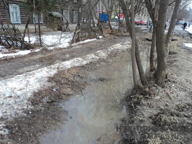 Пострадавшим от паводка в Оренбуржье оказывается материальная помощь