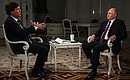 Владимир Путин обсудил СВО с американским журналистом Такером Карлсоном