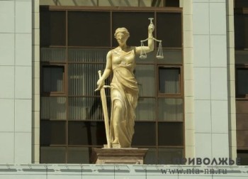 Нижегородка пойдет под суд за фиктивную регистрацию 25 мигрантов в своей комнате