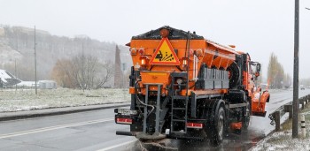 Противогололедную обработку проводят на дорогах Нижнего Новгорода