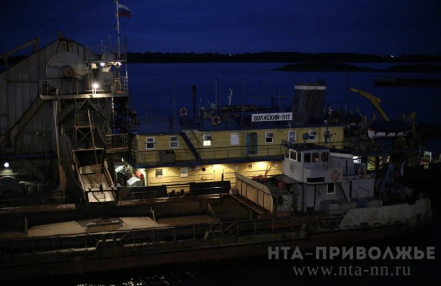 Экс-директора порта Самары обвиняют в превышении полномочий Экс-директора порта Самары обвиняют в превышении полномочий