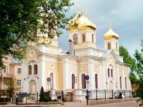 https://monasterium.ru/