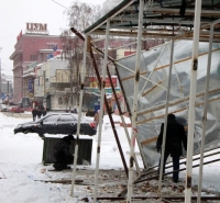 Из 192 нестационарных торговых павильонов в Канавинском районе, предусмотренных к сносу, демонтировано 60% - горадминистрация