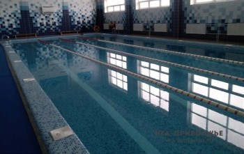 Роспотребнадзор заявил об обращении еще одного отравившегося хлором в бассейне &quot;Gold's Fitness&quot; в Нижнем Новгороде