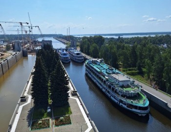 9 круизных и 22 грузовых судна прошли через Городецкий гидроузел за сутки 9 круизных и 22 грузовых судна прошли через Городецкий гидроузел за сутки