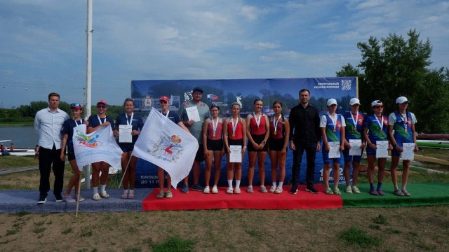 Три нижегородские команды стали призерами первенства России по академической гребле среди юношей и девушек Три нижегородские команды стали призерами первенства России по академической гребле среди юношей и девушек