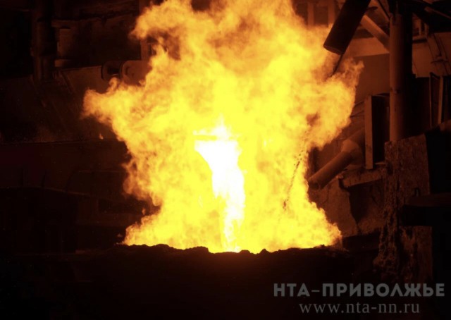 Восемь пожаров потушили в Саратовской области за сутки