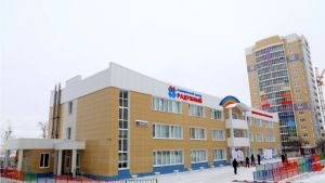 Открывшийся новый медцентр в мкр. "Радужный" г. Чебоксары рассчитан на 500 посещений в смену Открывшийся новый медцентр в мкр. "Радужный" г. Чебоксары рассчитан на 500 посещений в смену