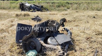 Двое погибли и четверо пострадали в ДТП с легковушками в Татарстане Двое погибли и четверо пострадали в ДТП с легковушками в Татарстане