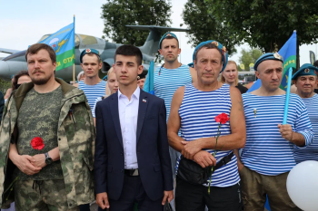 "Никто, кроме нас": 95-й юбилей Дня Воздушно-десантных войск отметили в Нижнем Новгороде