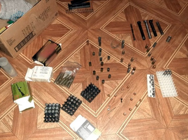 Подпольную мастерскую по переделке оружия обнаружили полицейские в Нижнем Новгороде (ВИДЕО)