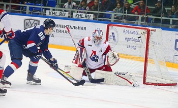 "Торпедо" одолело ярославский "Локомотив" в матче КХЛ