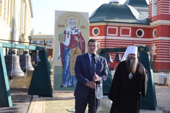 Губернатор Нижегородской области Глеб Никитин принял участие в чине освящения колоколов для Никольского домового храма