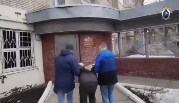 Начальника отдела Удмуртского центра соцвыплат подозревают во взяточничестве