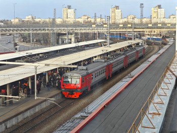  Скидка 50% на билеты в пригородные поезда для студентов и школьников будет действовать с 1 сентября