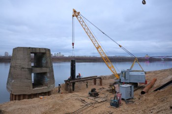 В Нижнем Новгороде на правом берегу Оки начались основные работы по укреплению берега для новой набережной