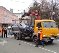 Нижегородское Заксобрание приняло закон о перемещении автомобилей на штрафстоянки