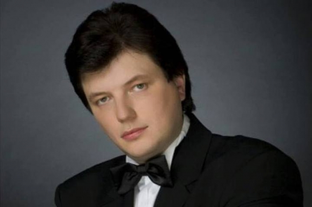 Администрация Нижнего Новгорода планирует выделить 100 тысяч рублей семье погибшего в авиакатастрофе Андрея Савельева Администрация Нижнего Новгорода планирует выделить 100 тысяч рублей семье погибшего в авиакатастрофе Андрея Савельева