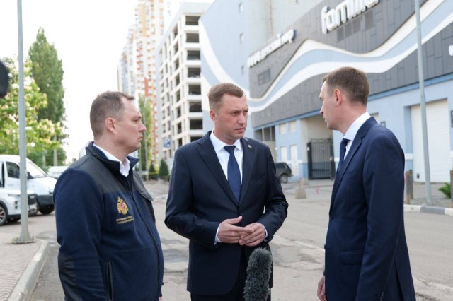 Обломки БпЛА попали в многоквартирный дом в Энгельсе