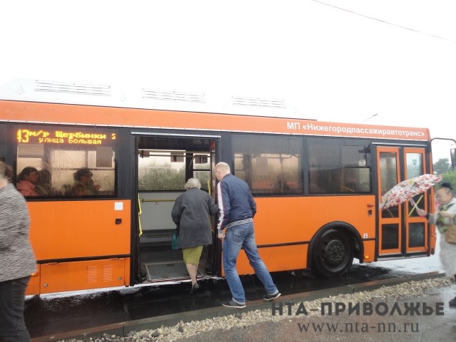 Маршруты движения нескольких автобусов в Нижнем Новгороде изменят в день празднования Пасхи