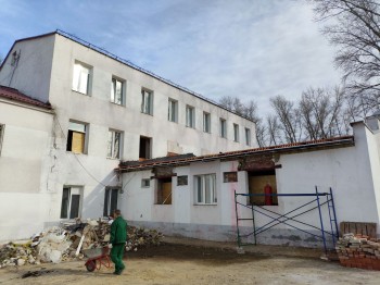 Ремонт стационара Пензенской райбольницы обещают завершить в ноябре