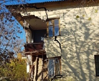 Угол жилого дома на Бору Нижегородской области обвалился при проведении работ по укреплению его фундамента