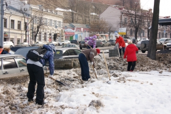 Первый весенний субботник состоялся в центре Нижнего Новгорода 17 марта