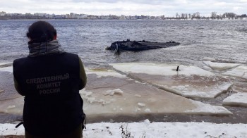 Судно на воздушной подушке перевернулось на реке Волга возле Самары