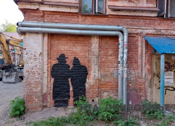 Граффити "Чип и Дейл" в Нижнем Новгороде закрасили