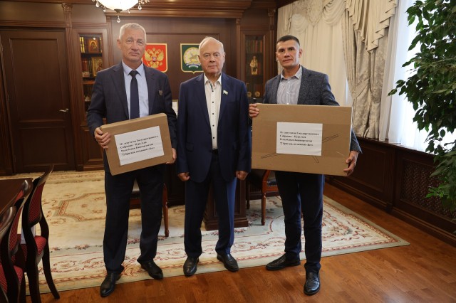 Новейшие системы связи отправили на СВО из Башкирии